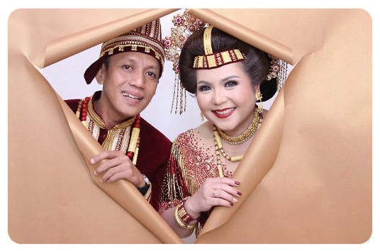 CREATIVE GOLD